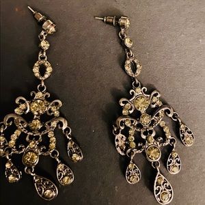 Classic beautiful earrings